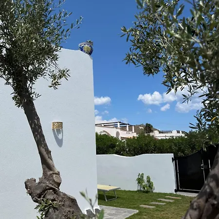 Anna Villa Vulcano (Isola)