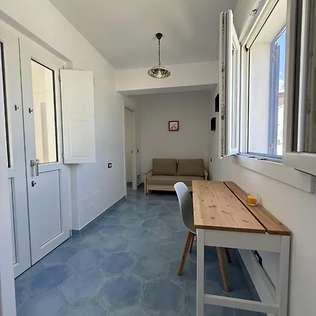 Anna Villa Vulcano (Isola)